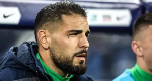 Andy Delort prêt à briller aux côtés du MCA : l'international algérien débute officiellement le... 2 Andy Delort prêt à briller aux côtés du MCA