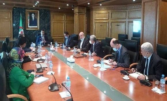 rencontre pour parler des projets des mines