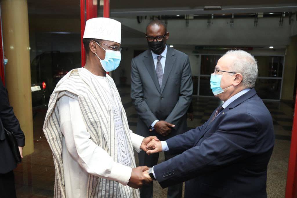 Le destin de l'Algérie et celui du Mali sont "étroitement liés", selon Lamamra Lamamra Abdoulaye Diop