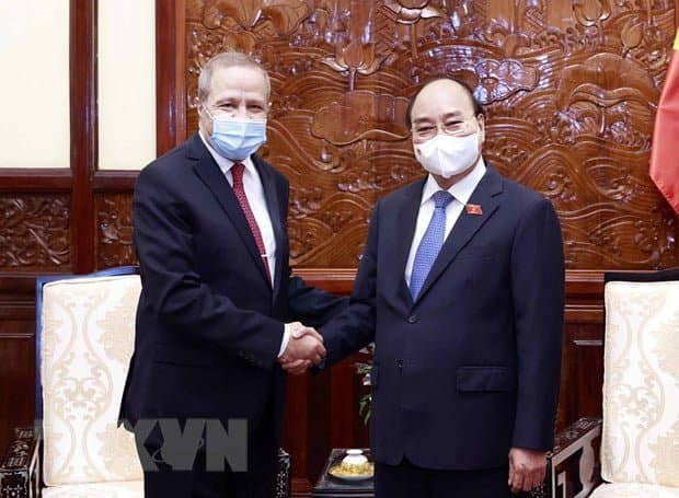 Le président Nguyên Xuân Phuc reçoit l'ambassadeur d'Algérie sortant Nguyên Xuân Phuc mohamed baerrah