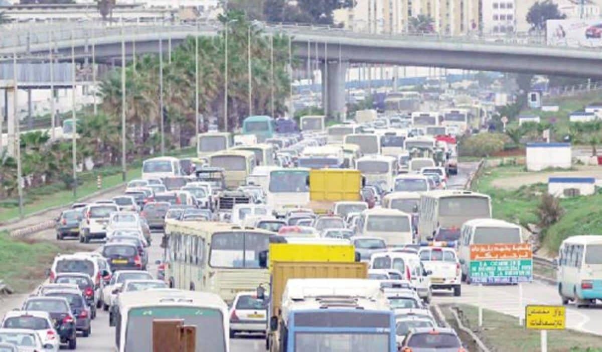 Automobile Algérie : la loi punit le dépassement dangereux par ces amendes Automobile Algérie : la loi punit le dépassement dangereux par ces amendes