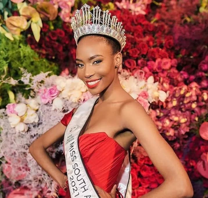 ?? L’Afrique du Sud désapprouve la participation de Lalela Mswane au concours Miss Univers en Israël Miss Afrique Sud