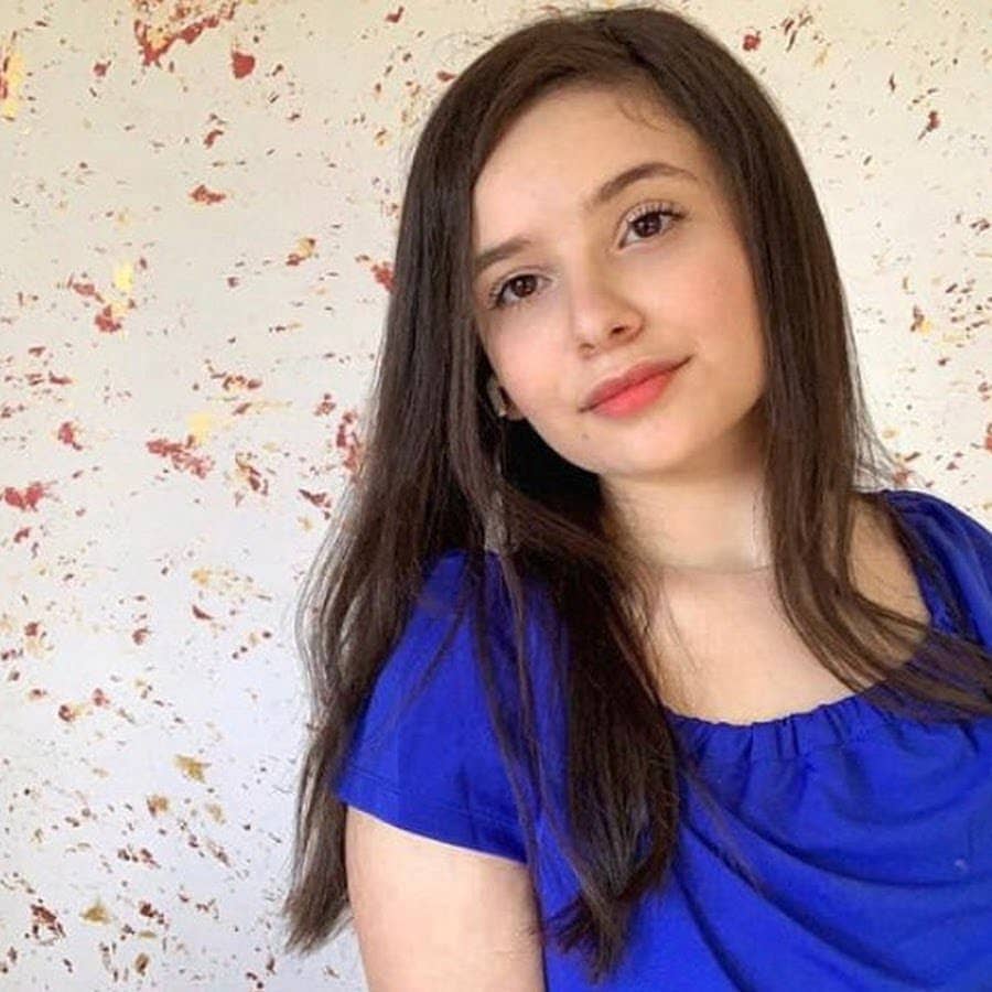 Maria Zaddam est la plus jeune ambassadrice de bonne volonté en Algérie !!! Maria