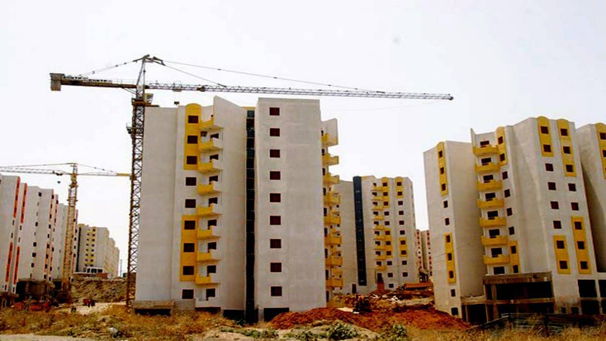 Logements sociaux en Algérie : le ministre de l’Habitat parle de son engagement