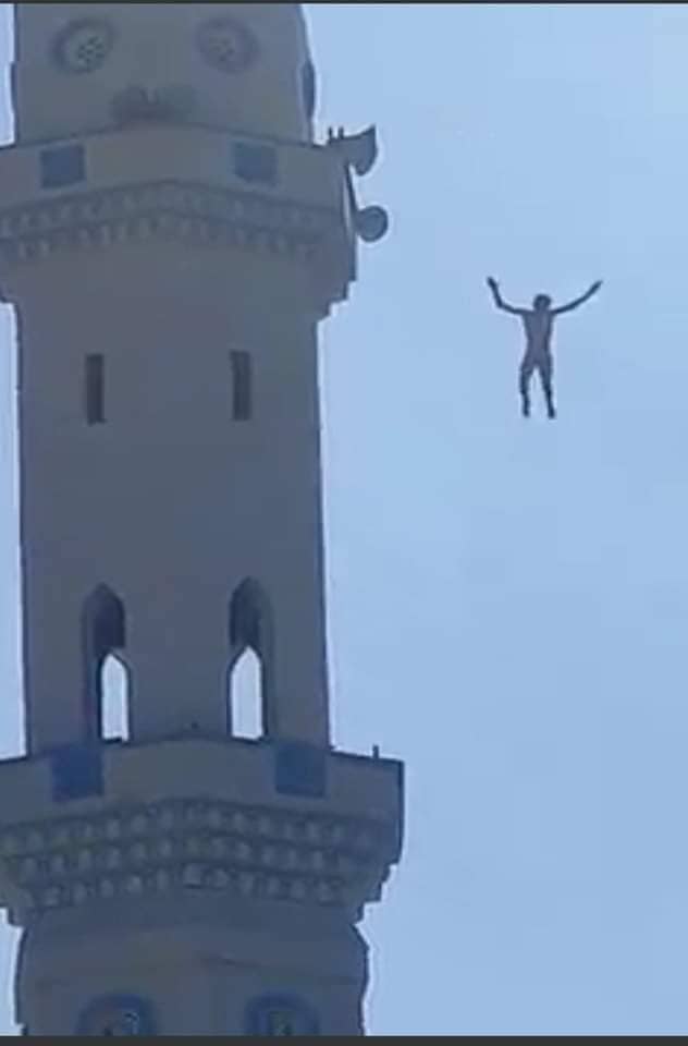 Constantine : un jeune homme se jette du haut d’une mosquée... la raison Constantine