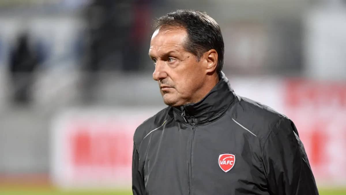 Officiel: Faruk Hadzibegic retrouve le MC Alger Officiel: Faruk Hadzibegic retrouve le MC Alger