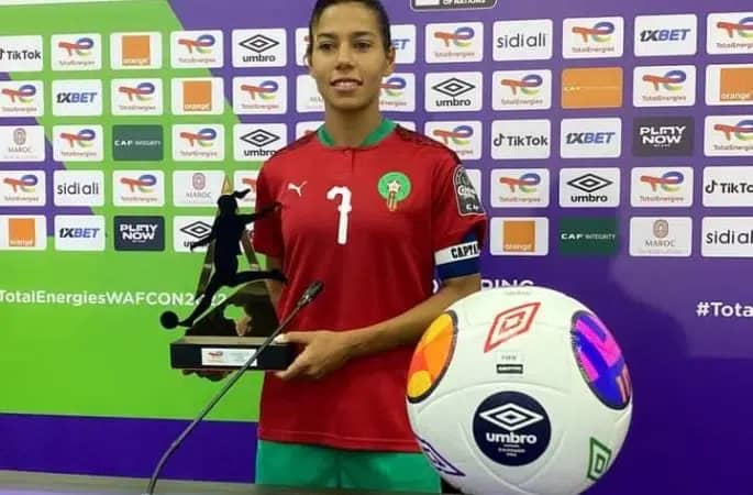 Can Féminine 2022 : Chebbak désignée joueuse du premier tour (Off.) Can Féminine 2022 : Chebbak désignée joueuse du premier tour (Off.)
