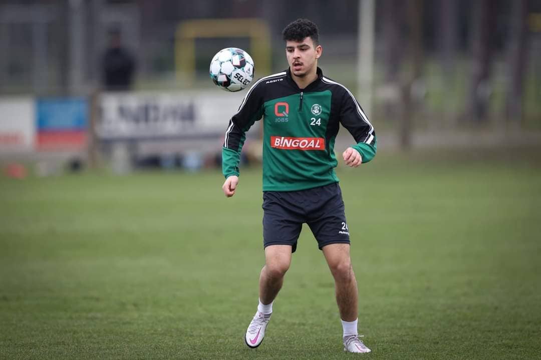 Belouizdad annonce l'arrivée d'Ishak Boussouf