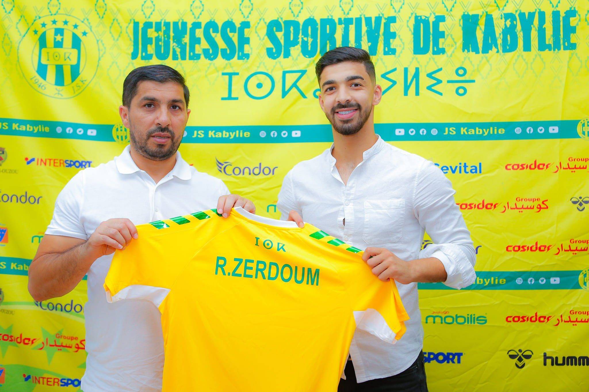 Officiel : La JSK signe Redouane Zerdoum ! Officiel : La JSK signe Redouane Zerdoum !