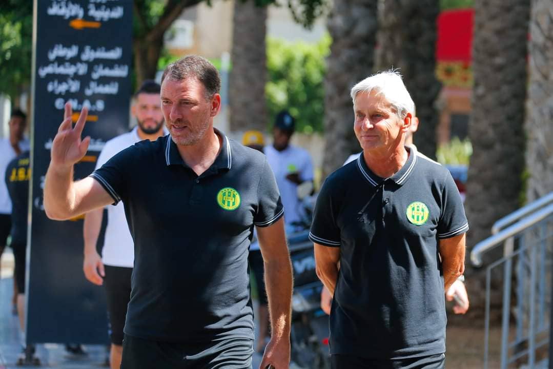 Ligue 1 algérienne : la JSK n'y arrive plus, l'entraîneur limogé