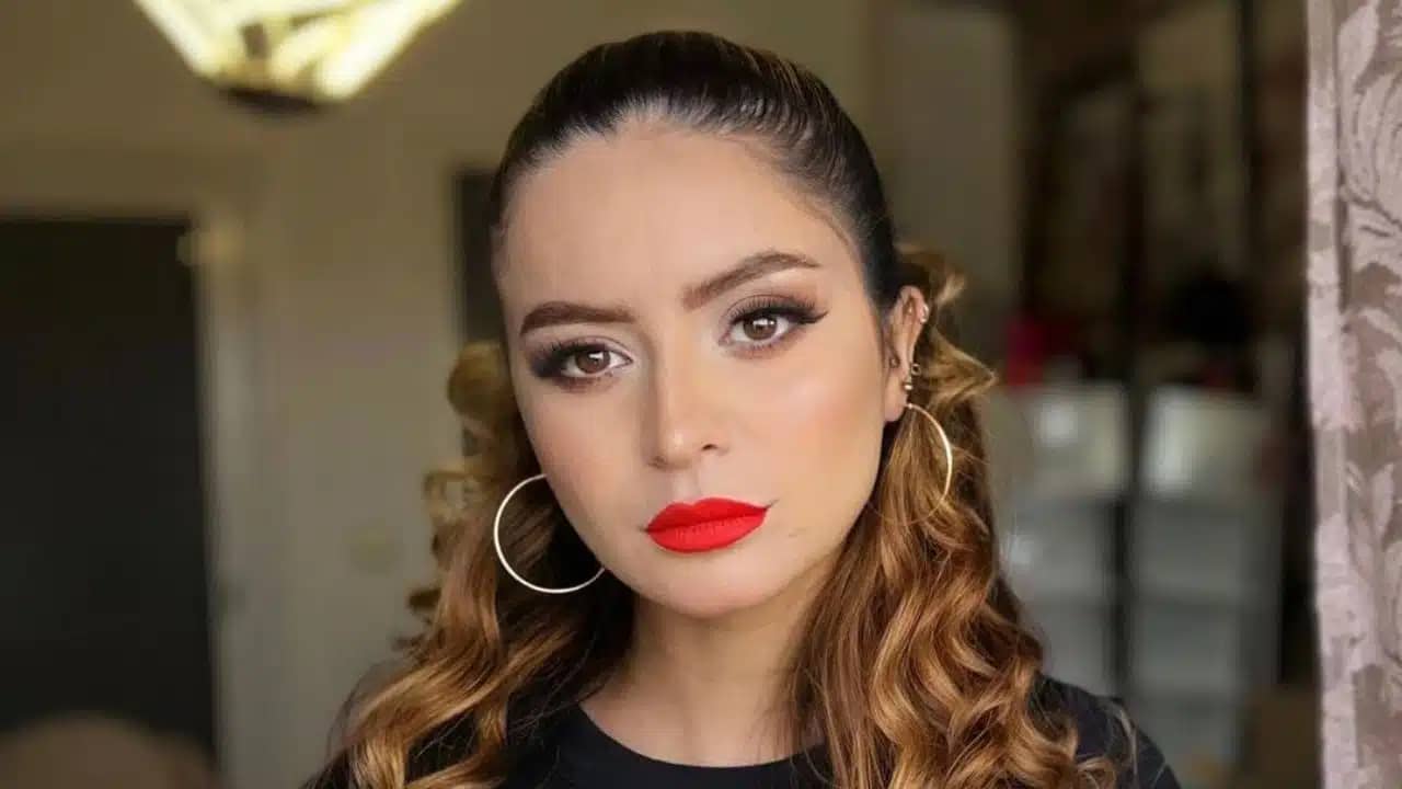  L’Algérienne Bouchra Benayache sollicite l’aide de ses fans, pour cette raison