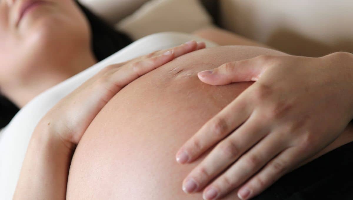 Agression : Deux présumés algériens portent la main sur une femme enceinte Agression : Deux présumés algériens portent la main sur une femme enceinte