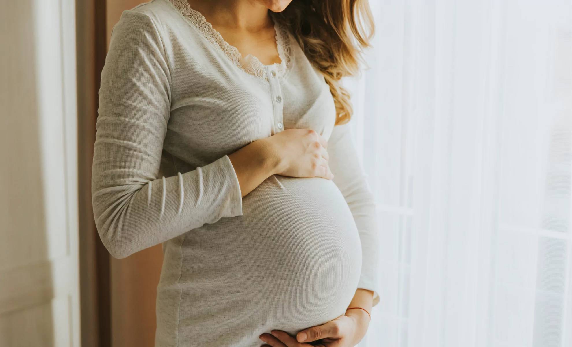 Deux jeunes algériens agressent une femme enceinte en France