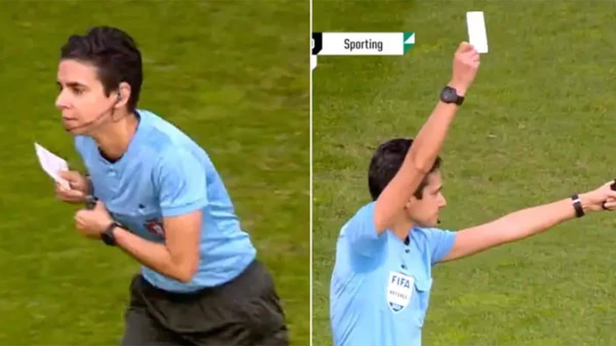Du nouveau! Un nouveau carton fait irruption dans le monde du football! Le voici... Du nouveau! Un nouveau carton fait irruption dans le monde du football! Le voici...