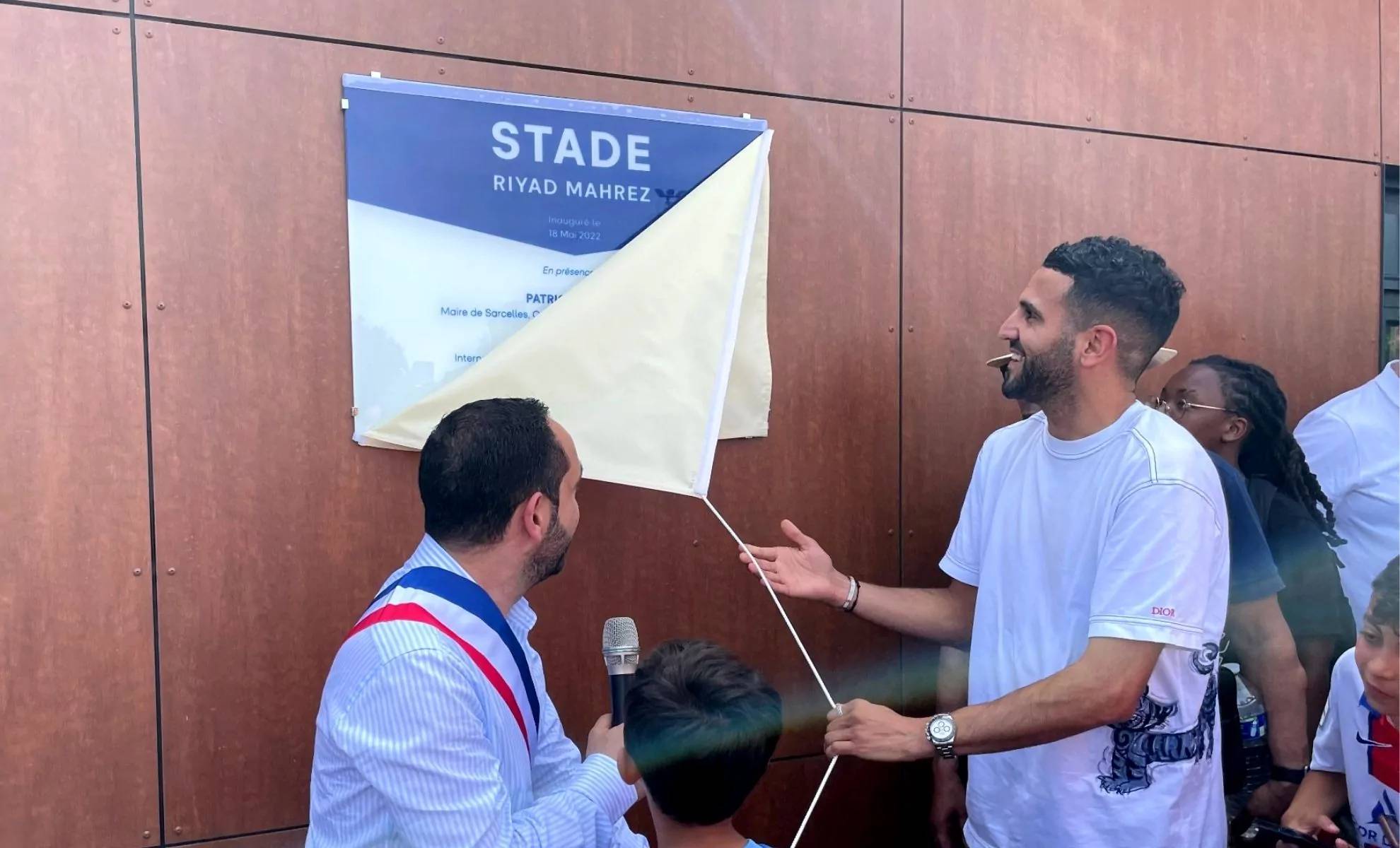 Inauguration de stade: Riyad Mahrez entre officiellement dans l’histoire de  Sarcelles