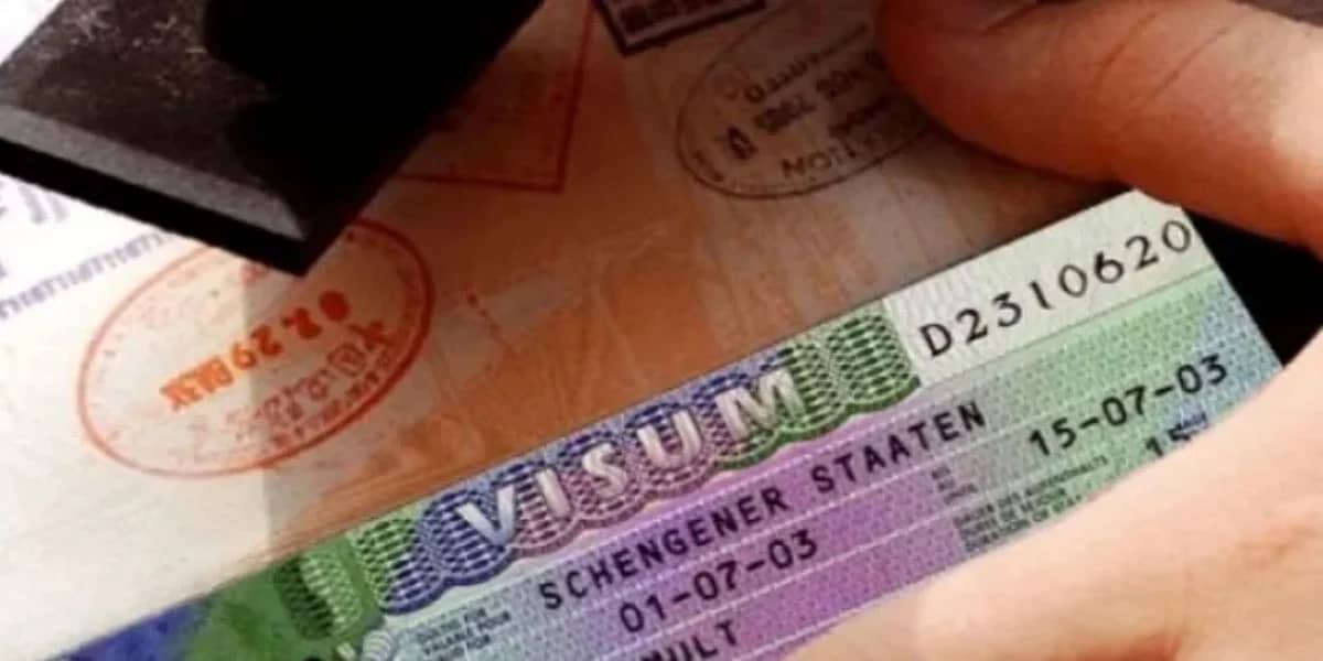Algérie : Un réseau de vente de faux rendez-vous visas démantelé à Béjaïa