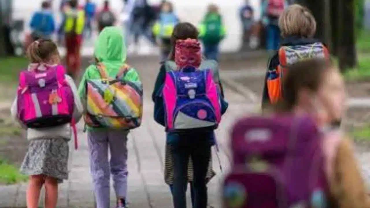 Algérie : une femme mystérieuse terrorise les enfants à Aïn Defla