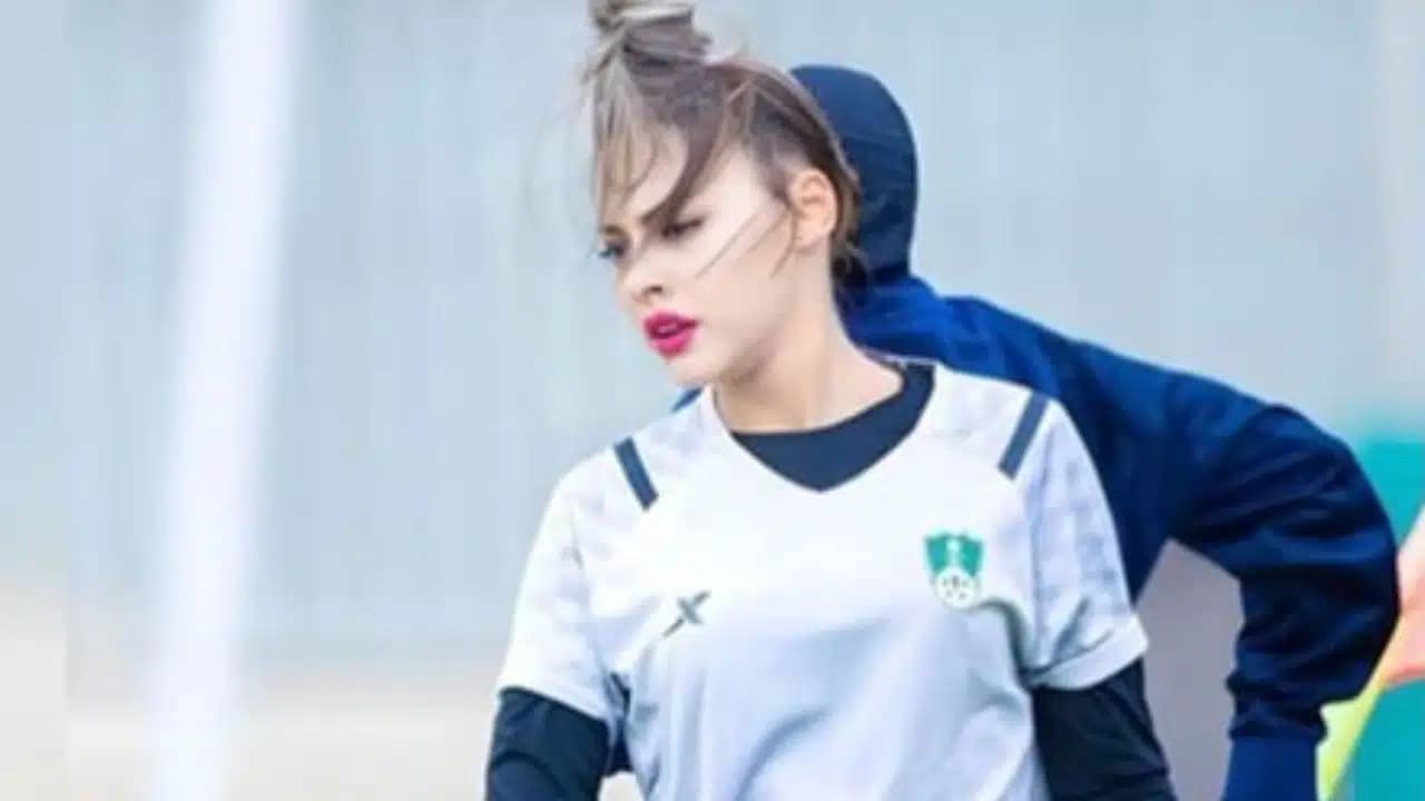 La joueuse Algérienne Abla Bensenouci fait le buzz en Arabie Saoudite pour cette raison