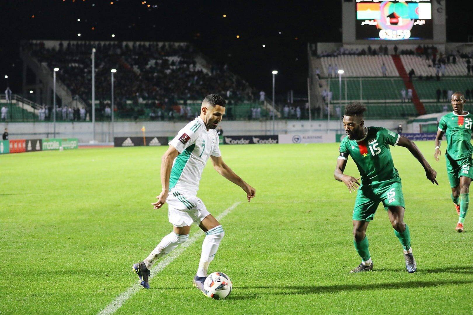 Des joueurs professionnels algériens subissent la faim