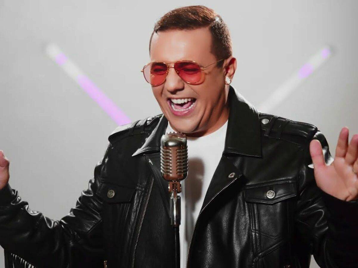 Faudel regrette son soutien à Sarkozy et révèle tout Faudel regrette son soutien à Sarkozy et révèle tout