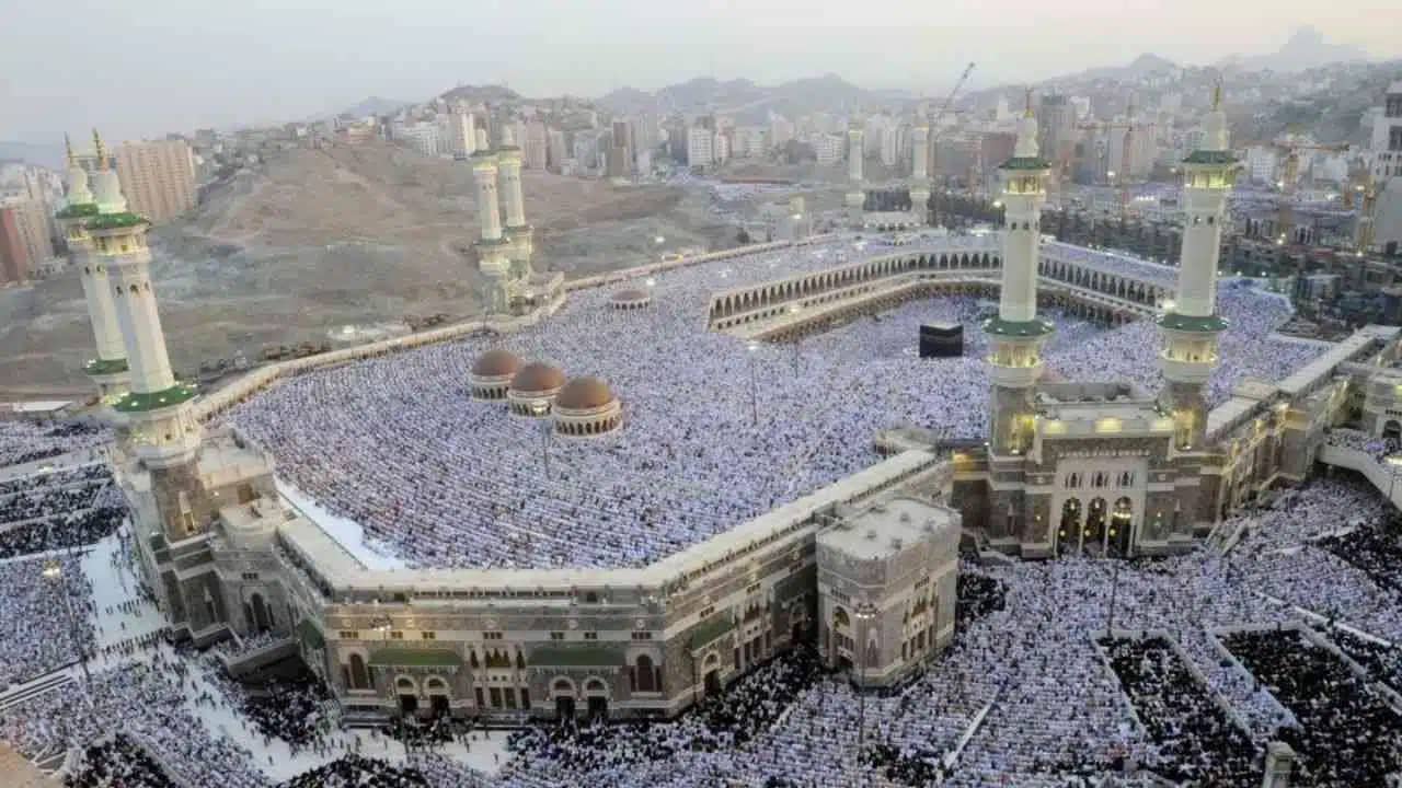 Omra 2023 pour Algériens : De nouvelles facilitations décidées par l’Arabie saoudite Omra 2023 pour Algériens : De nouvelles facilitations décidées par l’Arabie saoudite