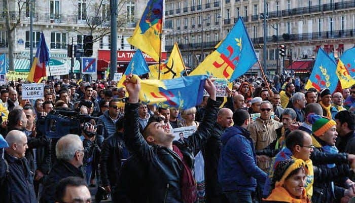 Exclusif. Alger inquiète des activistes « kabyles » en France ... kabyle