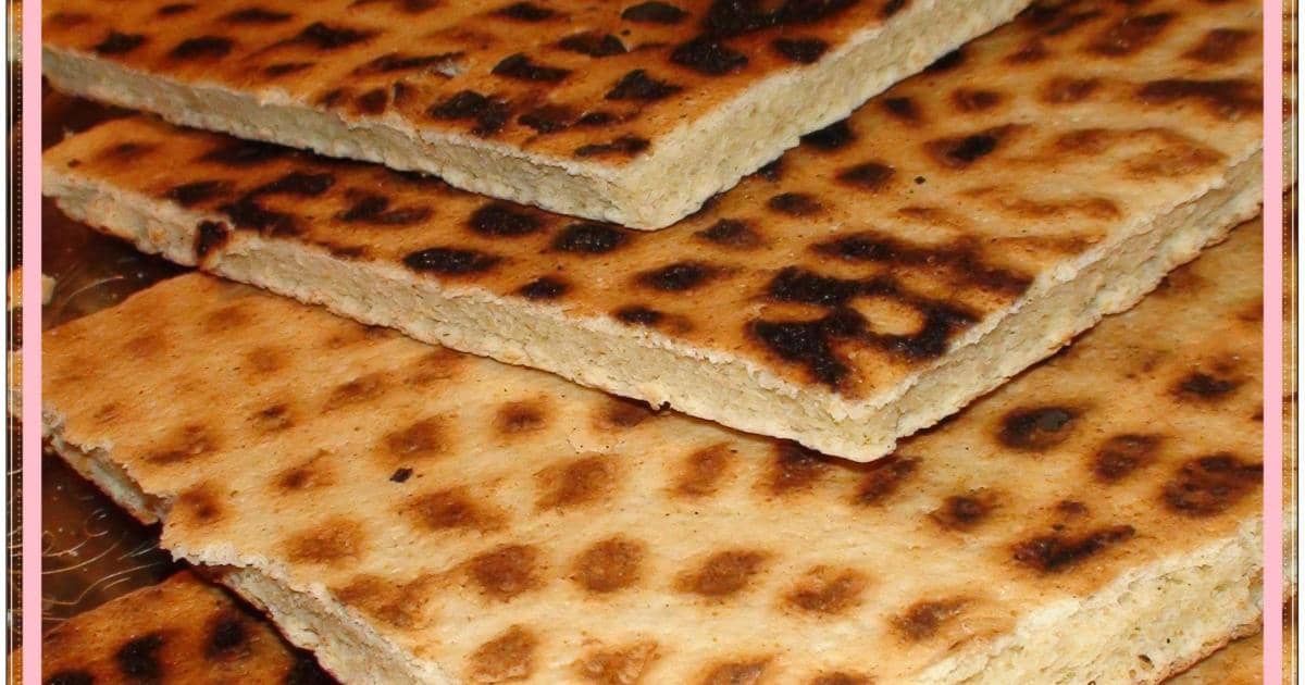 Préparation de la Kesra : Une algérienne initie son mari français à la cuisine algérienne. Lyna Rouibi : L’Algérienne qui fait découvrir la pâtisserie traditionnelle en Chine
