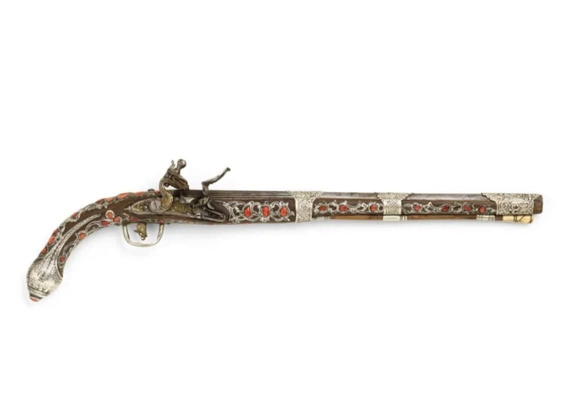 Londres : L’Algérie récupère un pistolet du 18e siècle