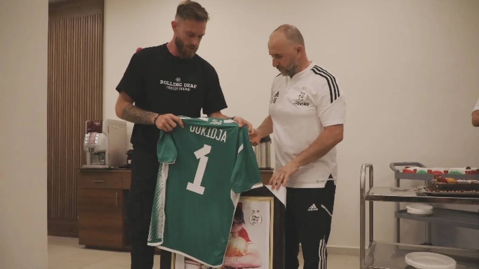 Alexandre Oukidja prend sa retraite Alexandre Oukidja