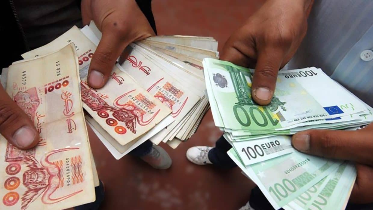 Algérie : Voici le taux de change du dinar sur le marché noir, samedi 29 juillet 2023