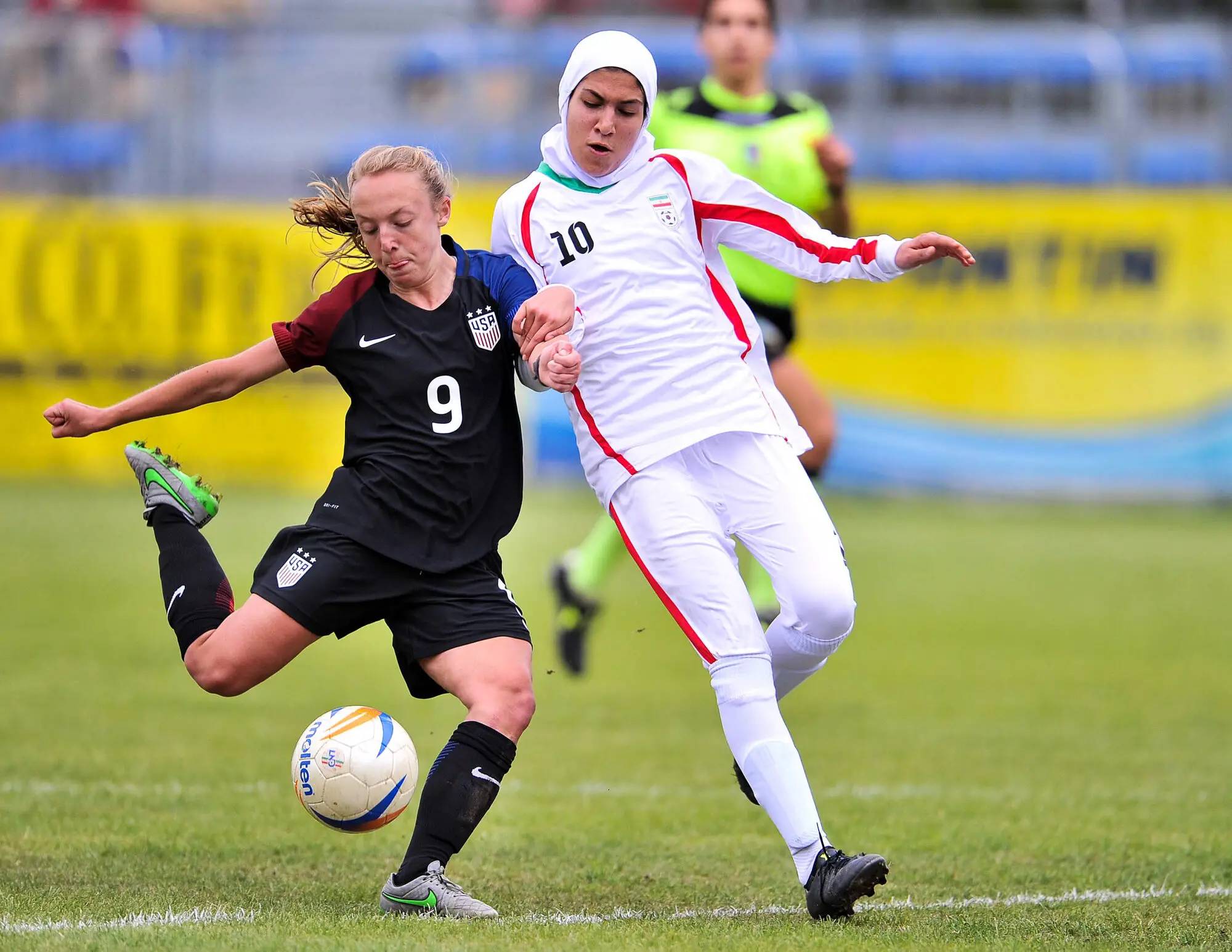 France : Le Conseil d'État maintient l'interdiction du port du hijab par les footballeuses 