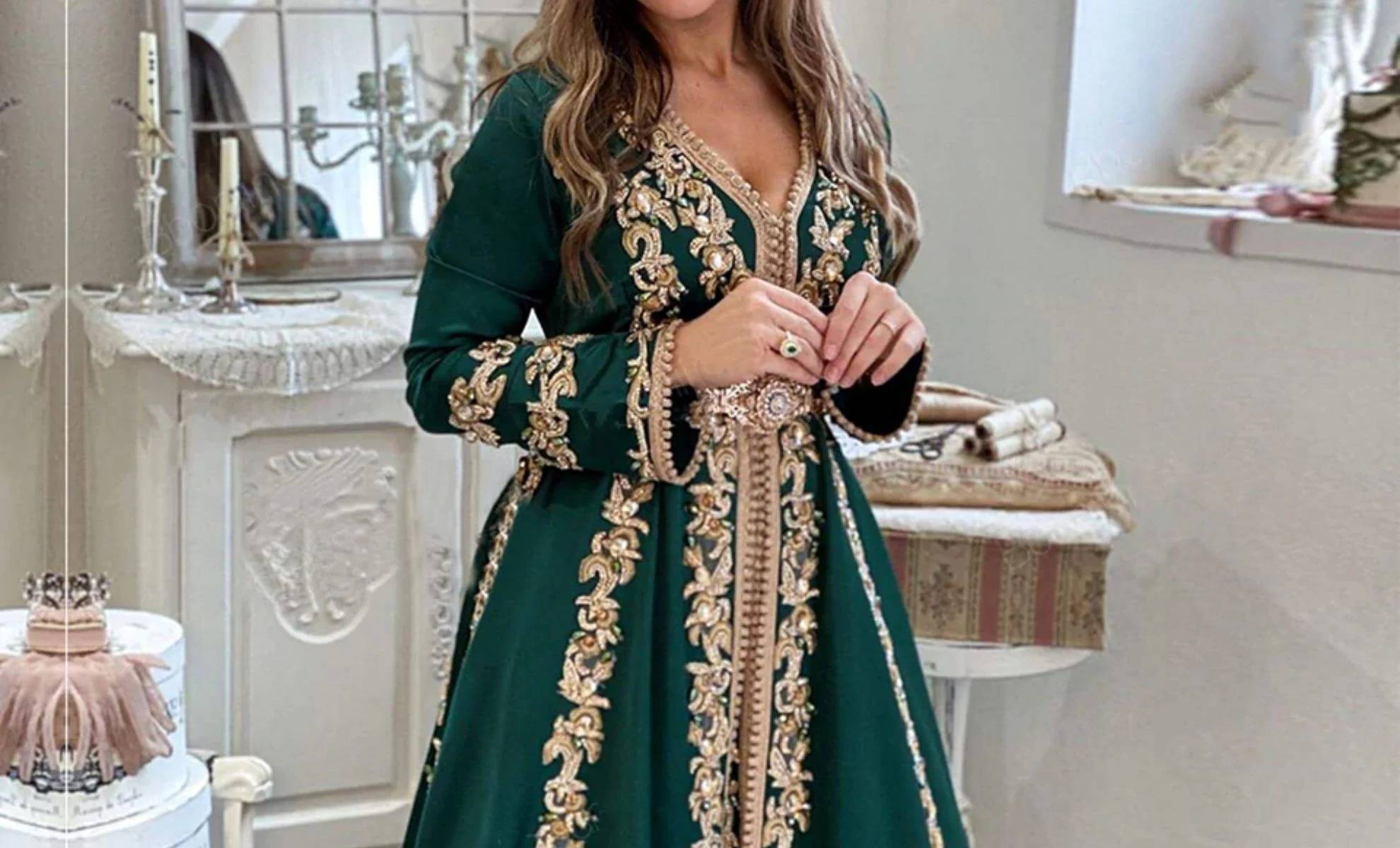 Les tentatives acharnées de l'Algérie pour s'approprier le caftan marocain Les tentatives acharnées de l'Algérie pour s'approprier le caftan marocain