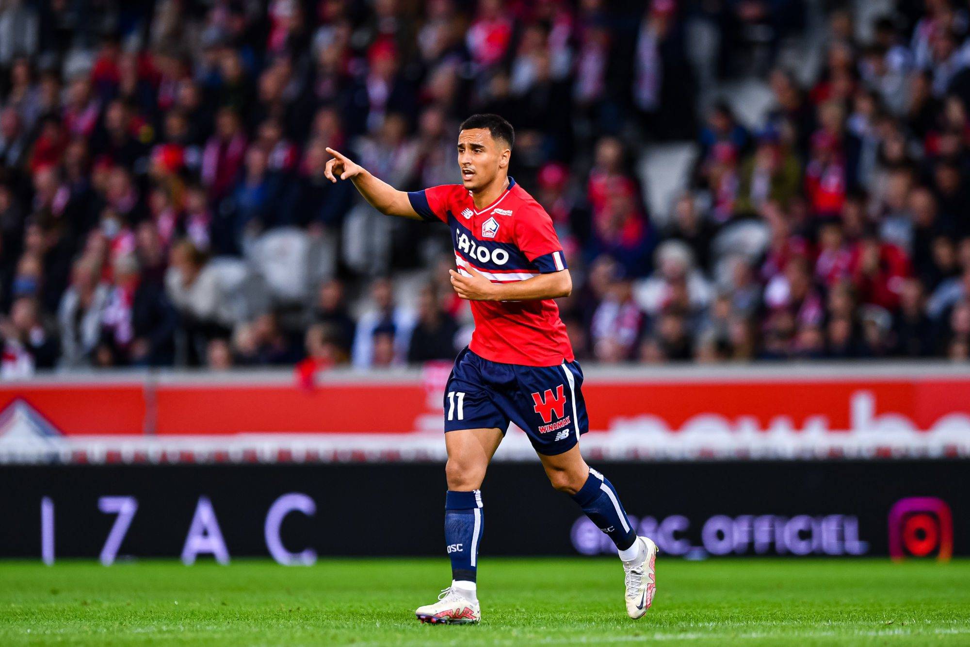 Adam Ounas en route pour l'Iran ? Persépolis à l'affût