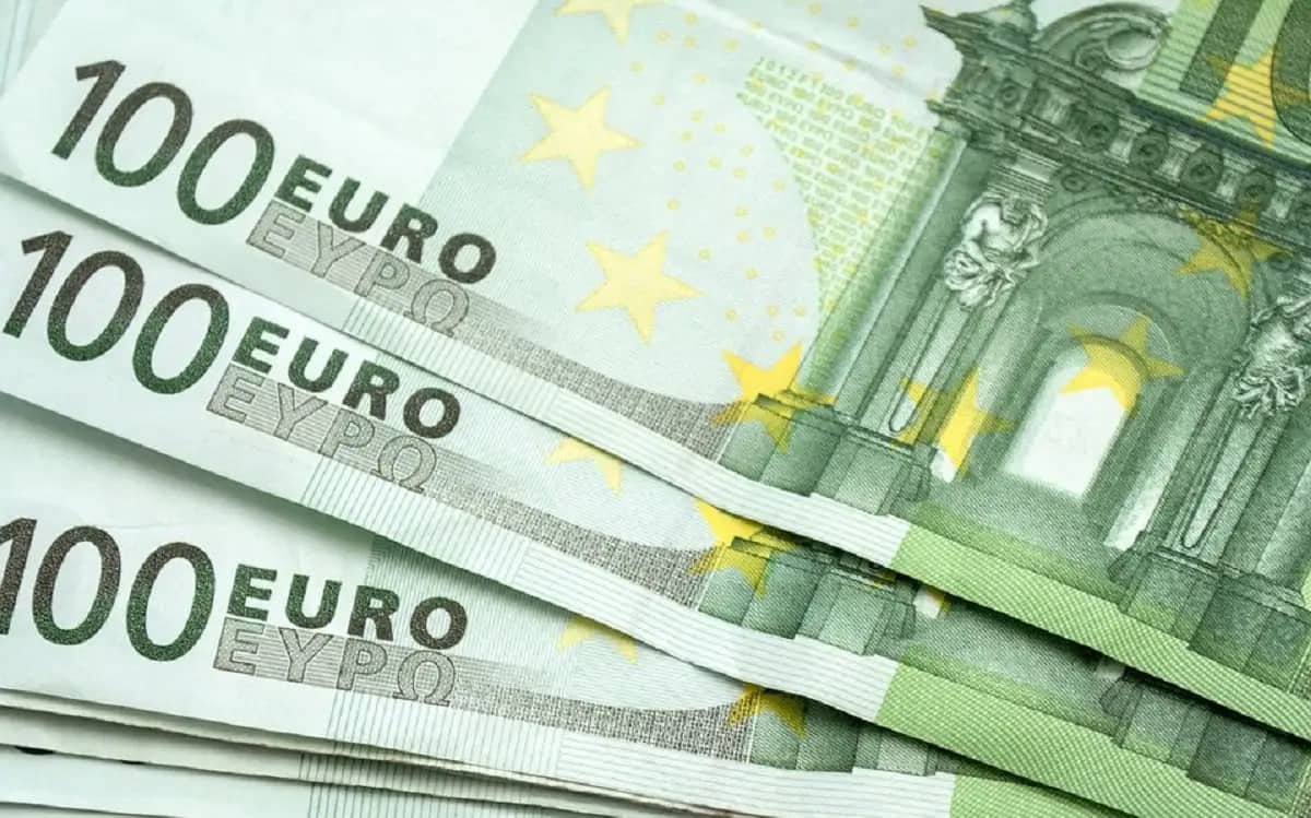 Euro Dinar : Square DZ, Cotations des devises en noir ce mardi 23 janvier 2024