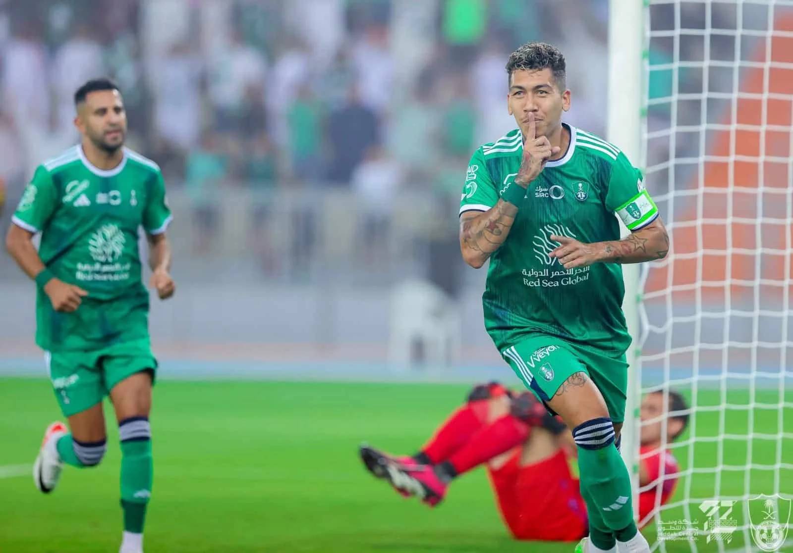Riyad Mahrez à Al Ahli: Premier match, première passe décisive Al-Ahli : Riyad Mahrez, le signe de l'espoir à l'approche de la CAN