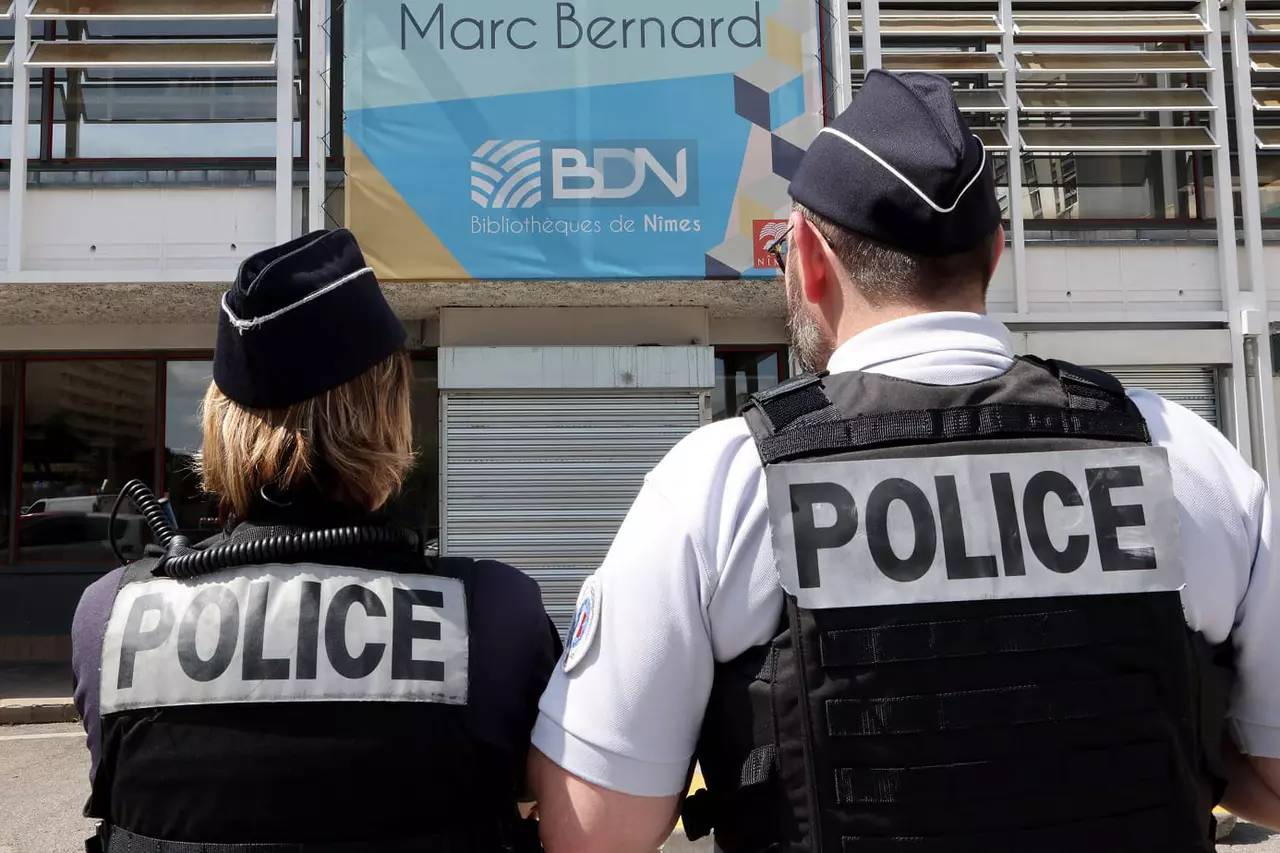 France : Un automobiliste projette à 4 mètres une policière et fuit