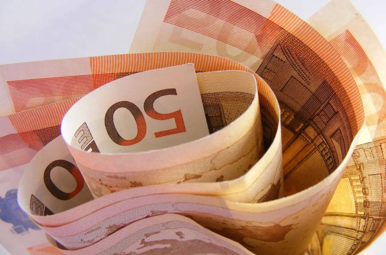 Instabilité grandissante sur le marché noir : Quels sont les taux de change de ce lundi 7 octobre 2024 ?