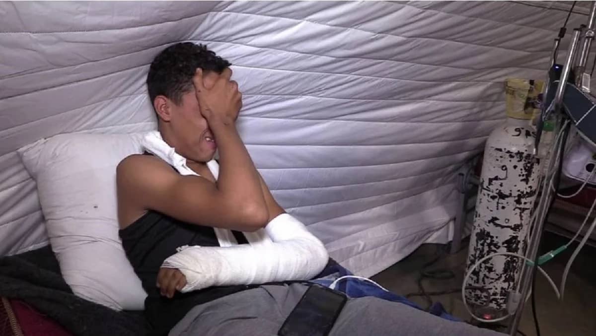 Séisme au Maroc : Agé de 17 ans, il a la vie sauve mais perd toute sa famille Séisme au Maroc : Agé de 17 ans, il a la vie sauve mais perd toute sa famille