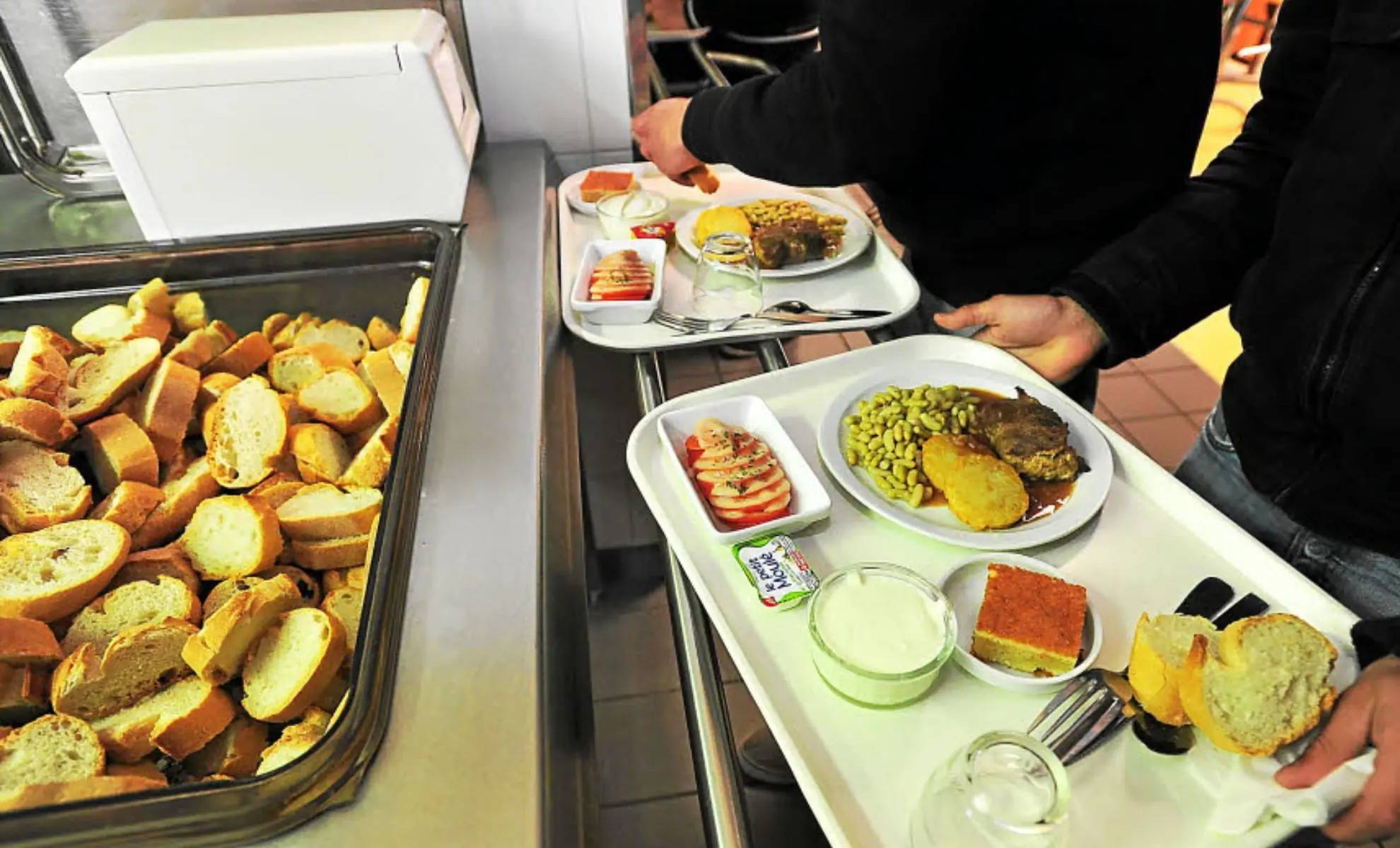 Avis aux étudiants algériens de France :  Repas à 1 € du CROUS maintenu pour l'année universitaire 2023-2024