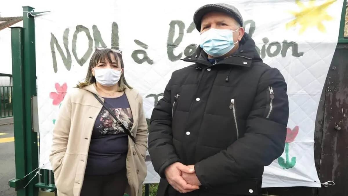 France: une algérienne sommée de partir