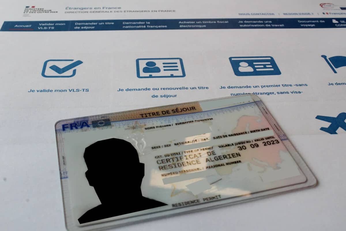 Immigration en France : une bonne et une mauvaise nouvelle pour les sans-papiers Immigration en France : une bonne et une mauvaise nouvelle pour les sans-papiers