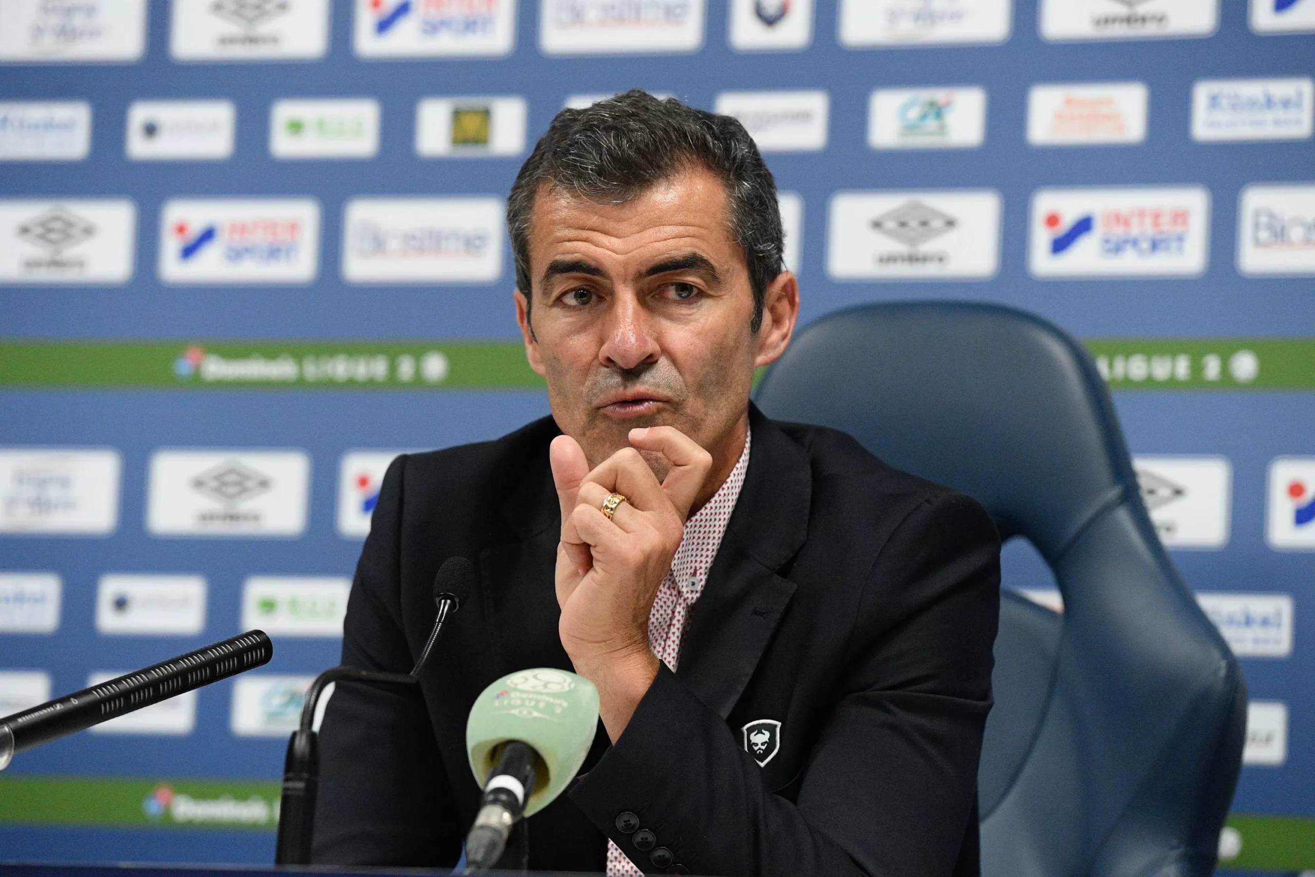 La JS Kabylie met fin à la collaboration avec l'entraîneur portugais Rui Almeida en raison de résultats décevants