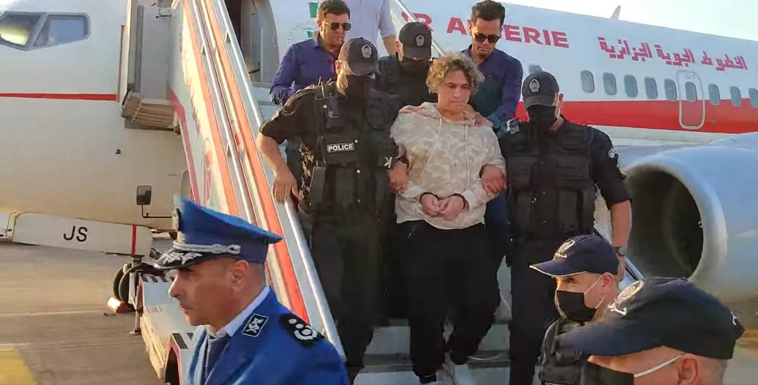 Yakoub Belhasni, présumé escroc, extradé d'Allemagne en Algérie Yakoub Belhasni, présumé escroc, extradé d'Allemagne en Algérie