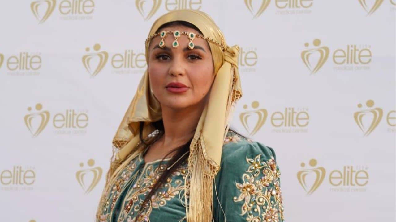 Tragédie personnelle pour Ahlam Ammouri : L'influenceuse algérienne partage la perte de son mari en larmes