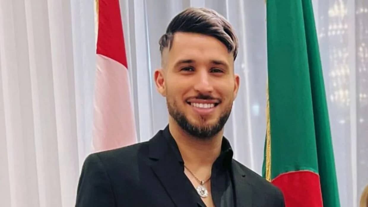 Fayçal El-Mignon a dit : « À l’étranger, il y a des artistes Algériens qui trahissent l’Algérie »