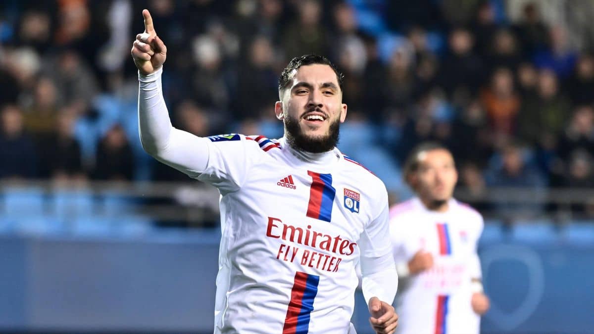 Olympique Lyonnais : Rayan Cherki sur le départ ?