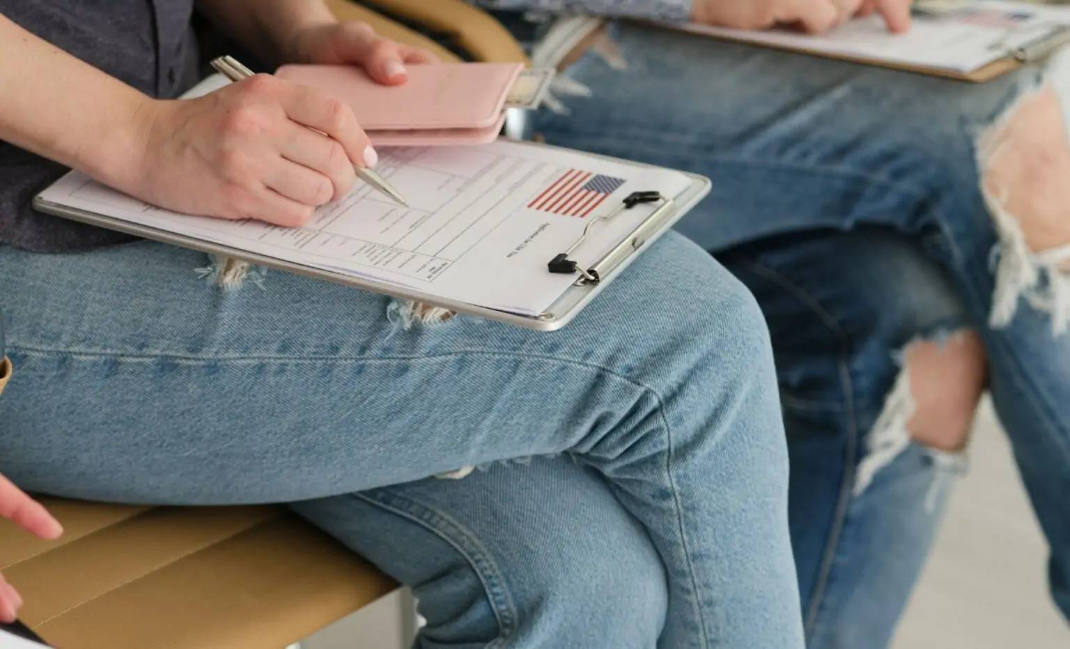 France : 1 français sur 2 âgé de 18 ans et plus rêve de quitter le pays France : les français rêvent de quitter le pays