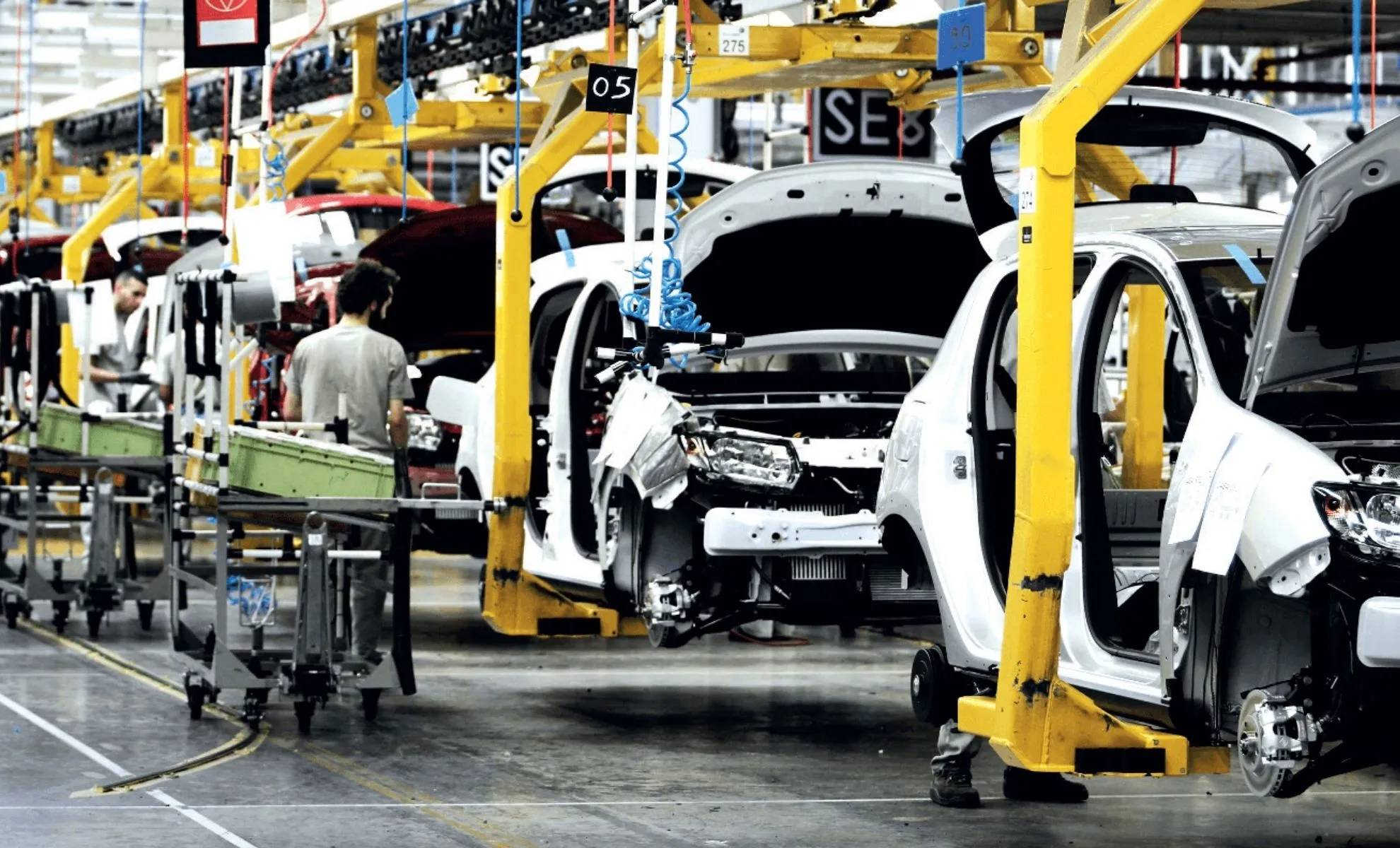 Renault, Geely, FIAT…en Algérie : Des projets explosifs pour 2025 Renault, Geely, FIAT…en Algérie : Des projets explosifs pour 2025