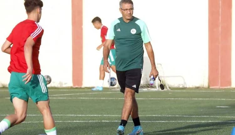Scandale en Algérie : Le sélectionneur U20 gifle ses joueurs en plein match