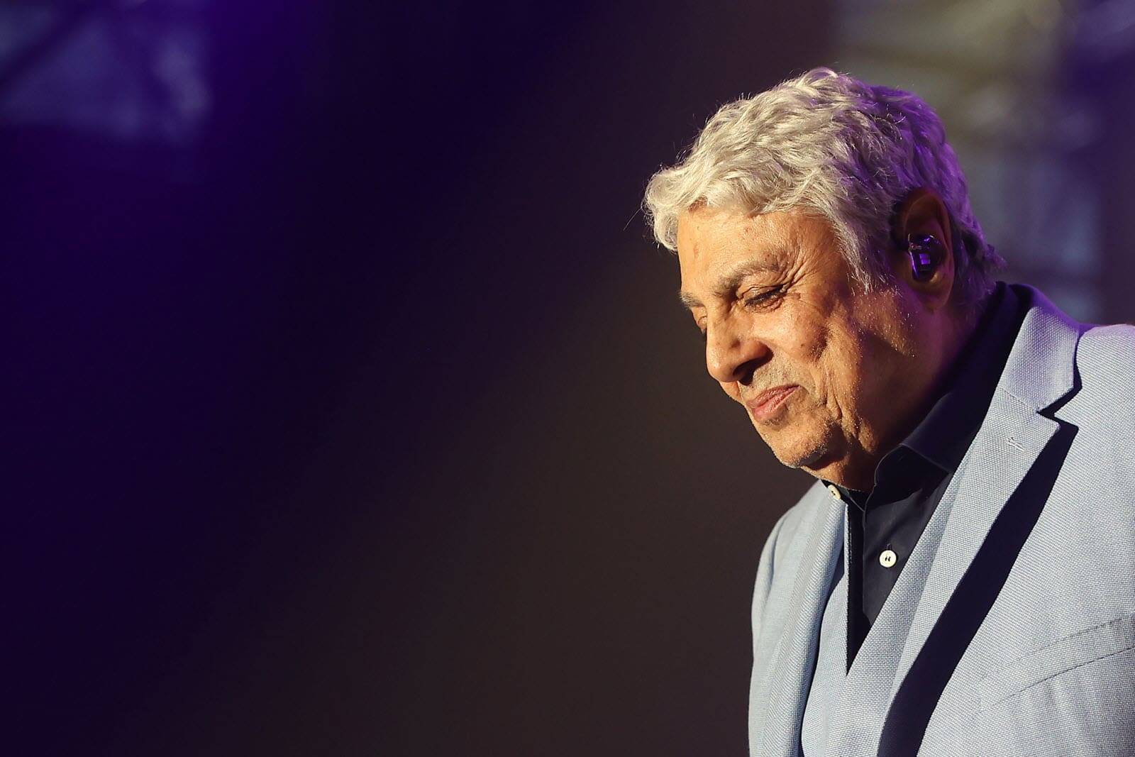 France : Enrico Macias en concert le 14 avril, à Avignon